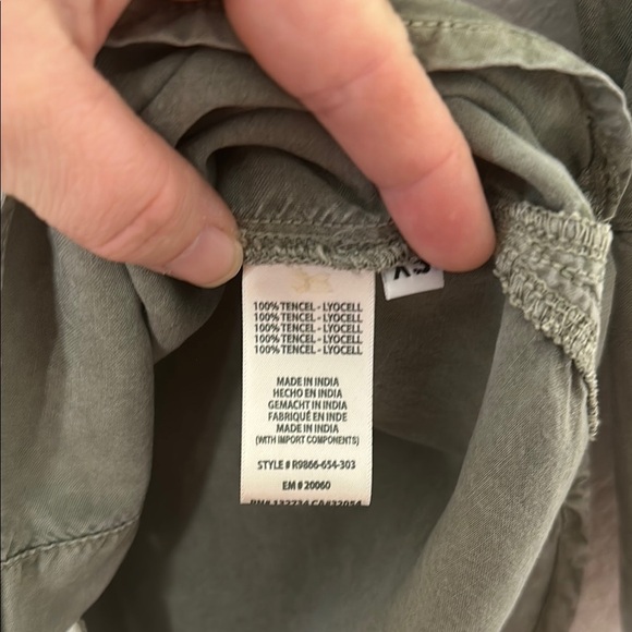 Anthropologie Olive Green Button-Up Shirt - Picture 6 of 6